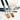 Fuumuui Ensemble de 9 pinceaux plats professionnels en nylon pour peinture acrylique présentés sur un fond en bois clair.
