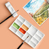 Fuumuui Künstler-Keramikfarbpalette mit 12 Wells, Farben, Pinseln, Pinselhalter und einem Aquarellgemälde.
