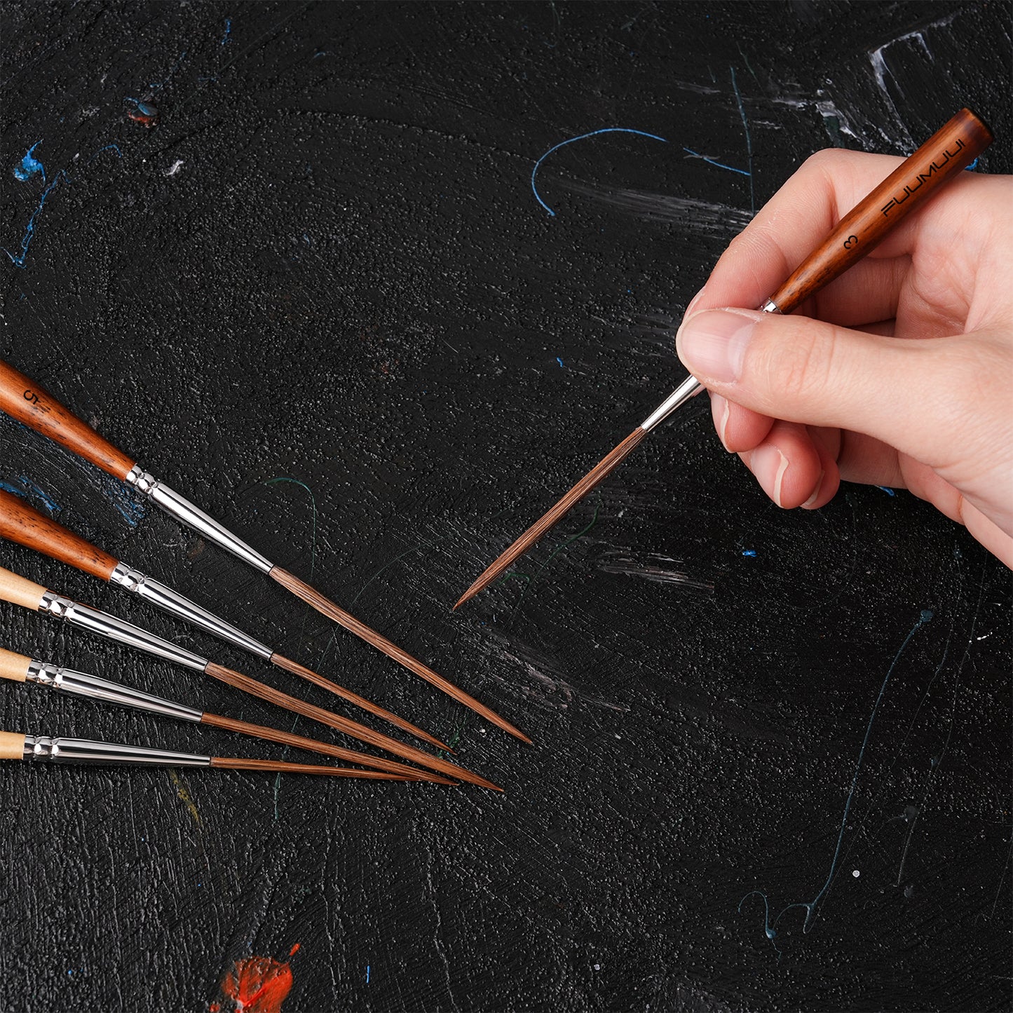 Fuumuui Long Liner Brush , ideal for Acrylic & Oil