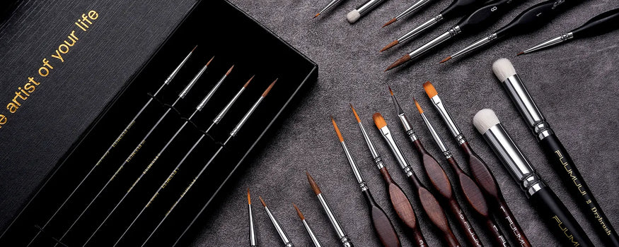 Pinceaux de peinture miniatures