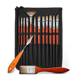 Fuumuui 14 pezzi Pennelli professionali in nylon per acrilico con spatola, con varie forme e dimensioni di pennelli con manici arancioni, disposti ordinatamente in una custodia nera arrotolabile.