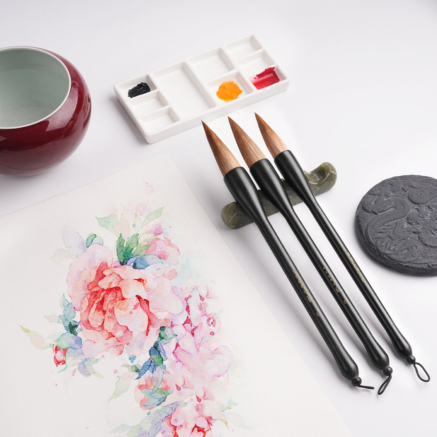 Fuumuui professional large-size calligraphy brush, suitable for watercolor and ink painting.