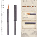 Fuumuui Tragbarer Teilkörper-Wieselhaar-Reise-Kalligraphiepinsel mit Kappenverlängerung und Schutzdesign, ausgestellt mit präzisen Maßen für das Pinselhaar und die Abdeckung.