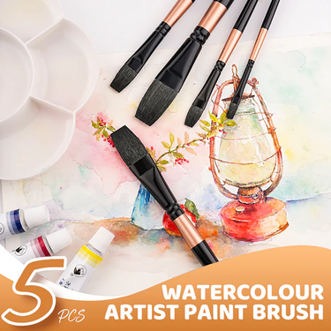 Fuumuui 5-teiliges professionelles Aquarellpinsel-Set in verschiedenen Größen, zusammen mit einer Künstlerpalette, Farbtuben und einem lebendigen Aquarellgemälde.