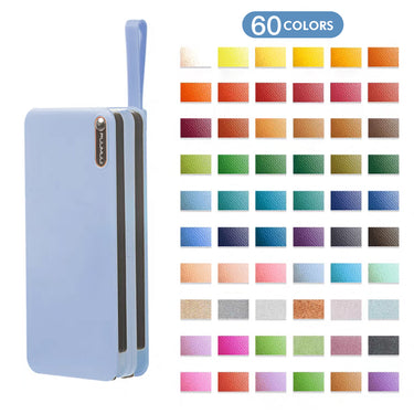 Set di colori ad acquerello Fuumuui da 60 colori in un'elegante custodia portatile blu, che mostra una tavolozza completa di 60 vivaci campioni di colore.