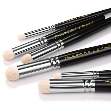 Fuumuui 6Pcs Dry Brushes with black handles, silver ferrules, and soft natural bristles.