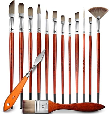 Set di 14 pennelli professionali in nylon per acrilico Fuumuui con spatola, caratterizzato da un set completo di varie forme (rotonde, piatte, a ventaglio, angolate) e dimensioni, manici in legno e una spatola con manico arancione.