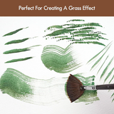 Pennelli professionali per acquerello Fuumuui che creano tratti con effetto erba verde con un pennello a ventaglio.