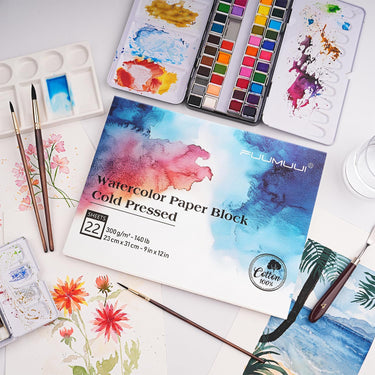 Fuumuui 100% Baumwolle Aquarellblock, 22 Blatt mit 300 g/m² kaltgepresstem Papier, ausgestellt mit Fuumuui-Kunstbedarf, einschließlich Aquarellfarben, Pinsel und lebendigen Kunstwerken.