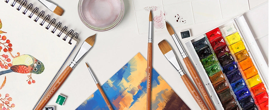 Fuumuui professional watercolor brushes in cat's tongue, flat, and pointed round shapes. Size 16, 14, and 8 squirrel hair brushes with a watercolor paint set and sketchbook for professional artists and beginners.