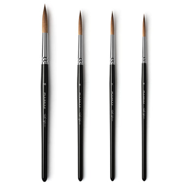 Pinceaux d'artiste ronds Fuumuui Ultimate Kolinsky Collection, comprenant les tailles 10, 8, 7 et 6, conçus pour la précision, le ressort et le contrôle.