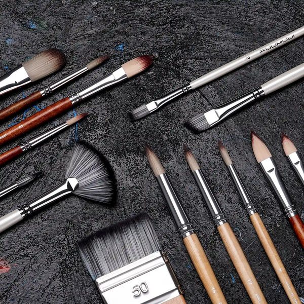 Professional Fuumuui Acrylic Paint Brush and Oil Paint Brush set with synthetic nylon bristles, featuring a size 50 flat brush, fan brush, and round detail brushes for professional artists and beginners.