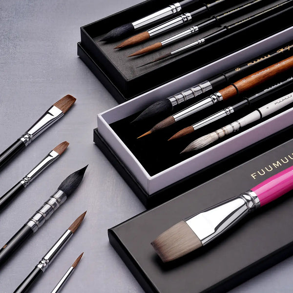 Fuumuui Ultimate Collection professional artist brush set featuring Kolinsky sable detail brushes, squirrel hair mop brushes, and a flat synthetic wash brush. Ideal for watercolor, acrylic, and oil paint techniques.