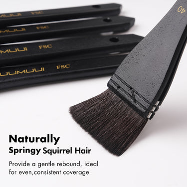 Fuumuui flat watercolor hake brush with naturally springy squirrel hair, providing even and consistent coverage.